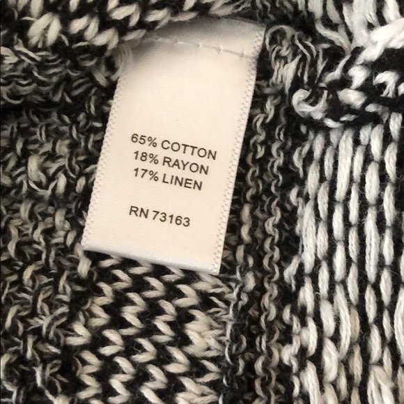 Cable & Gauge. Black + white knit sweater. Size M - Picture 6 of 7